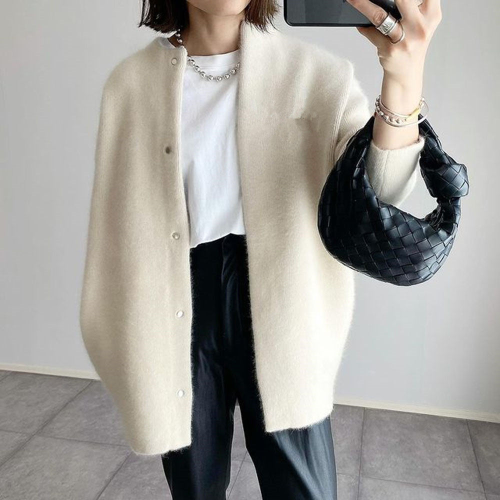 CHLOÉ™ | Cardigan Élégant – Confort & Raffinement Réunis