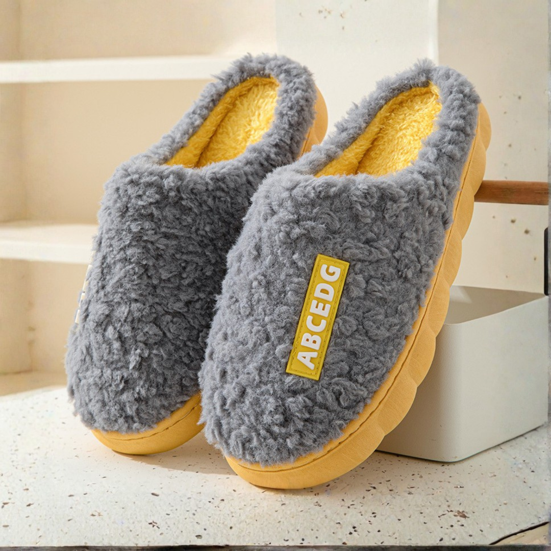DAMINI™ - Chaussons en Peluche Douillets Antidérapants pour Intérieur