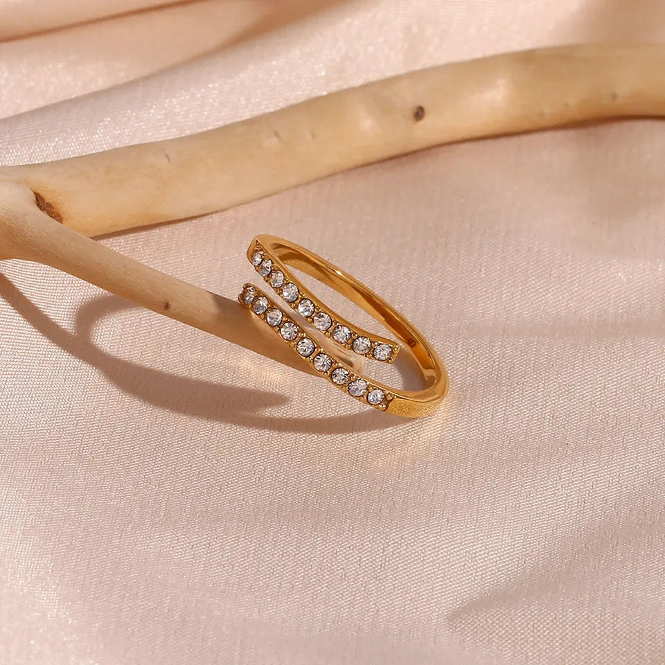 Miralyssa | Ring