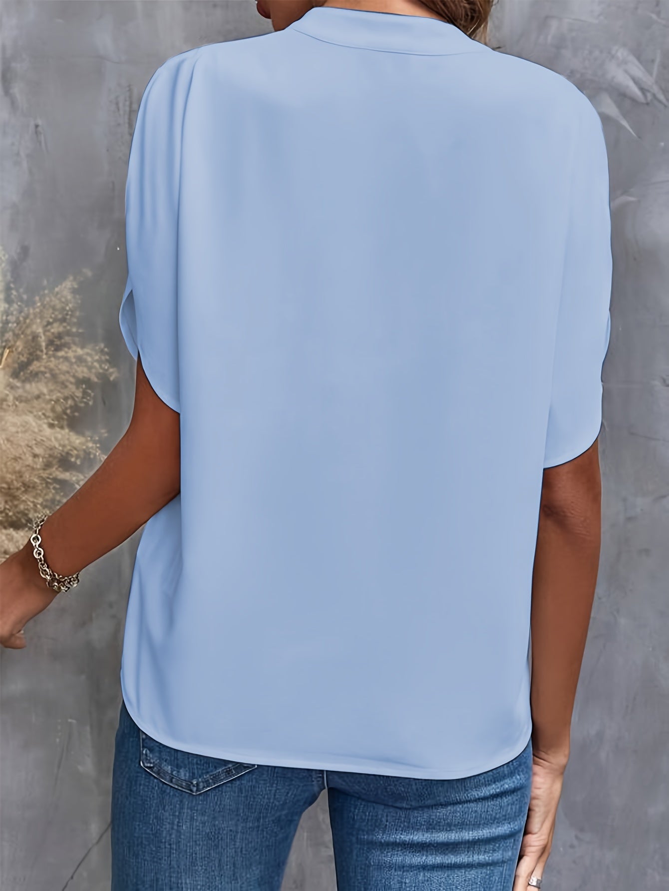 MIEKE | Blouse unie à col en V