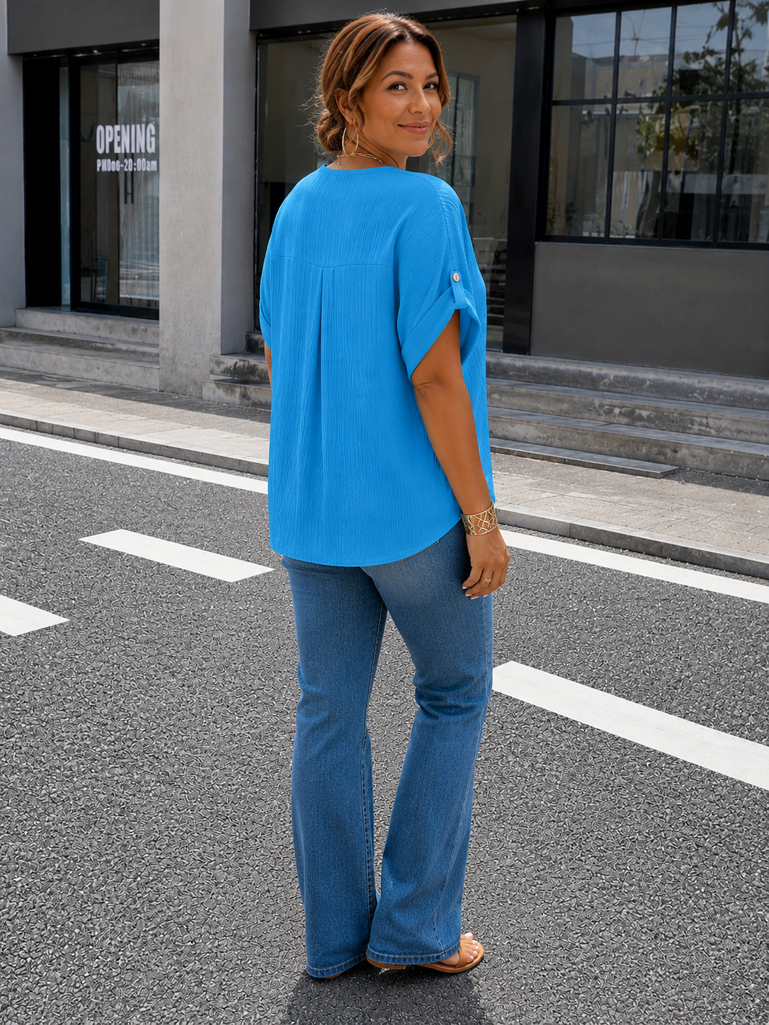Elara™ | Blouse plissée en V de luxe