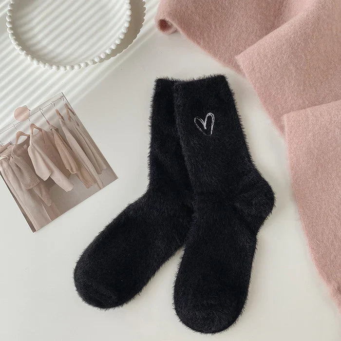 Chaussettes Douces et Pelucheuses avec Broderie de Cœur Sucré