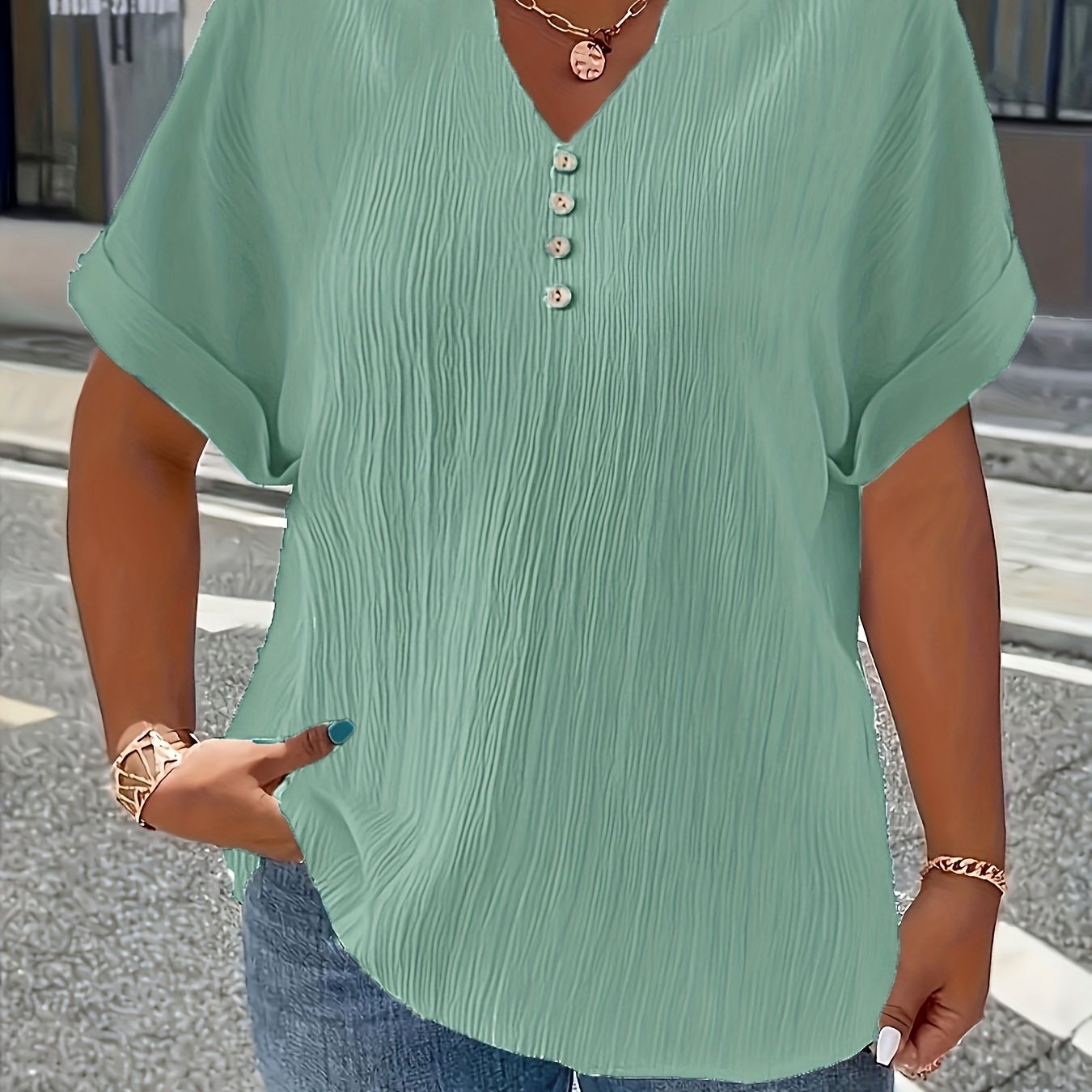 Elara™ | Blouse plissée en V de luxe